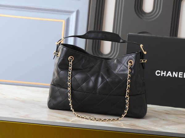 CN 25A Hobo Bag AS5634 CN 25A Hobo Bag AS5634