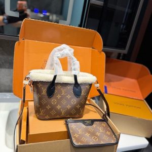LV Neverfull Bandoulière Inside Out BB LV2511232 QA 17 ee3c27d9 result