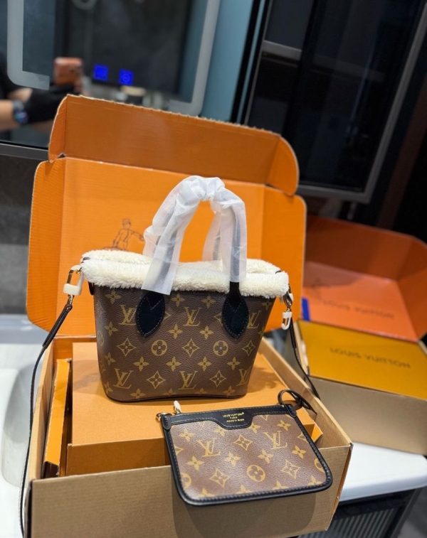 LV Neverfull Bandoulière Inside Out BB LV2511232 QA