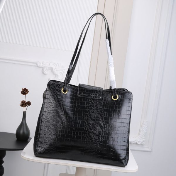 Luxury CN Handbag 2681 BC