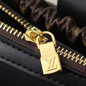 LV Pochette Sling PM Bag M27819 BC