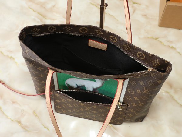 LV Carry It M2A964 BC LV Carry It M2A964 BC