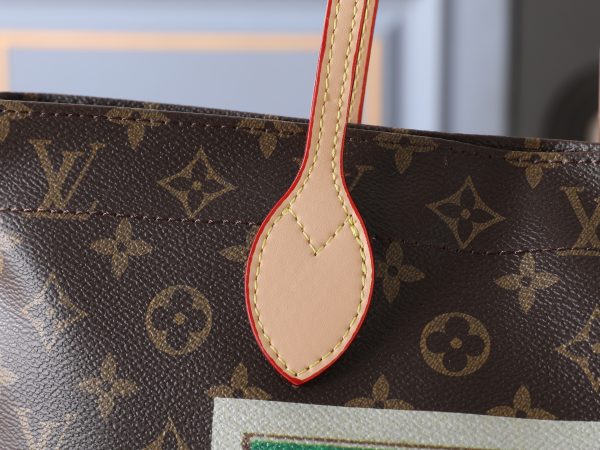 LV Carry It M2A964 BC LV Carry It M2A964 BC