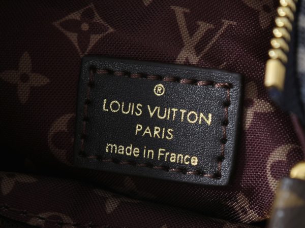 LV Multipass Mini Bag M3A389-M29010 BC LV Multipass Mini Bag M3A389-M29010 BC