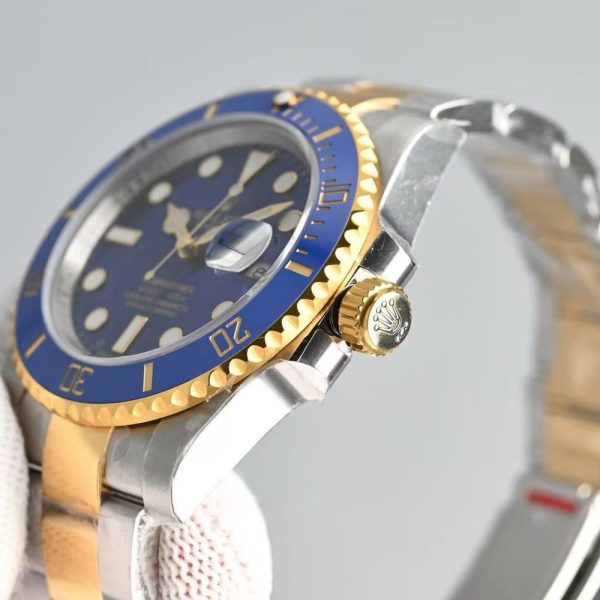 Rolex Submariner Date Blue Dial Watch Rolex Submariner Date Blue Dial Watch