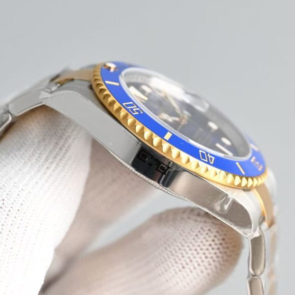 Rolex Submariner Date Blue Dial Watch Rolex Submariner Date Blue Dial Watch