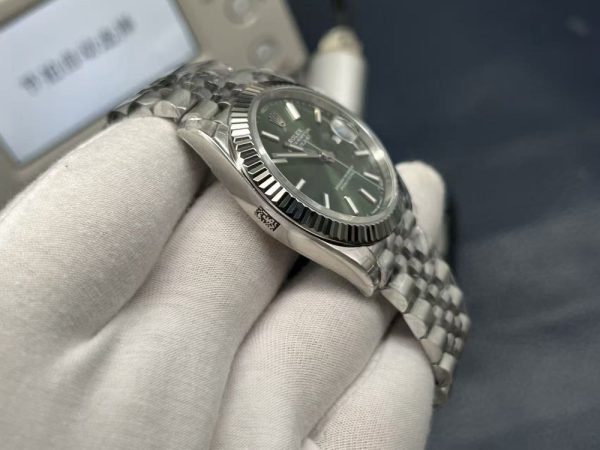 Rolex Datejust Green Dial Watch Rolex Datejust Green Dial Watch