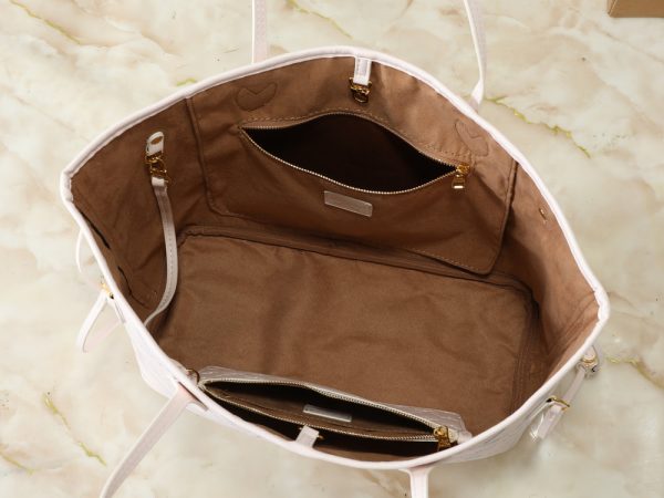LV Neverfull MM Monogram Bag M29486-M40995 BC LV Neverfull MM Monogram Bag M29486-M40995 BC