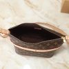 LV Cruiser Toiletry Bag M27945-M15350 BC