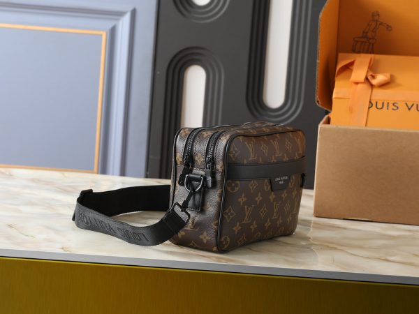 LV Alpha Messenger Bag M28785 BC LV Alpha Messenger Bag M28785 BC