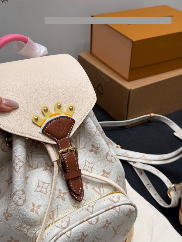 Daily Street Style LV Handbag LV2672910 QA
