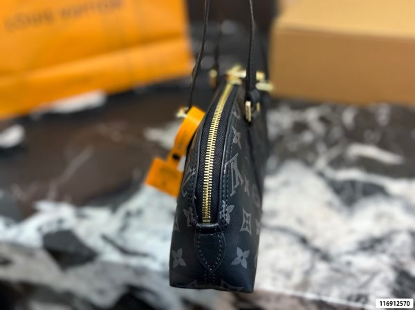 LV Squire East-West QA LV Squire East-West QA