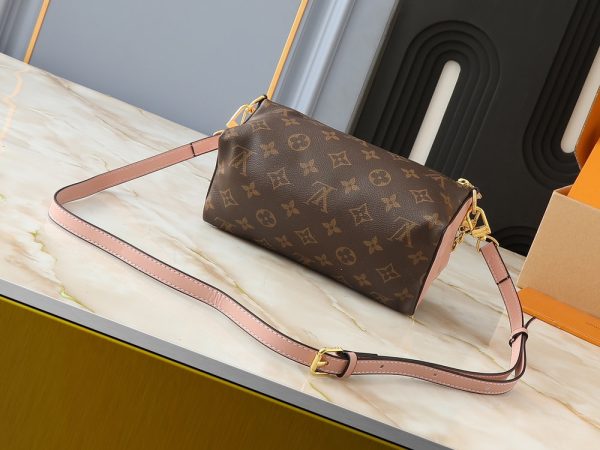 LV Bloom Pouch Monogram Canvas Bag M11303-M11672 BC LV Bloom Pouch Monogram Canvas Bag M11303-M11672 BC