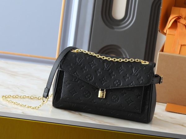 LV Anytime Flap Bag M14604-M14973 BC LV Anytime Flap Bag M14604-M14973 BC