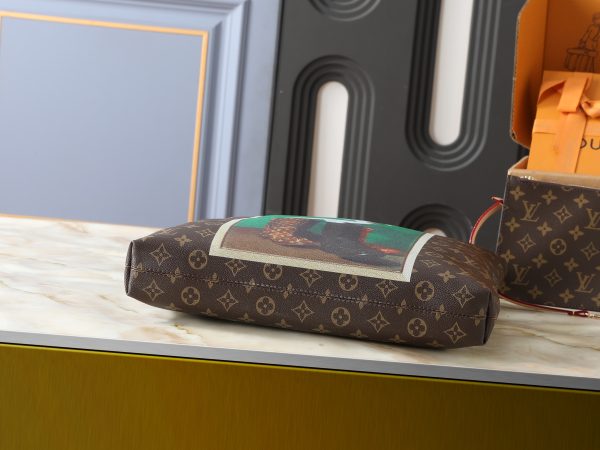 LV Carry It M2A964 BC LV Carry It M2A964 BC