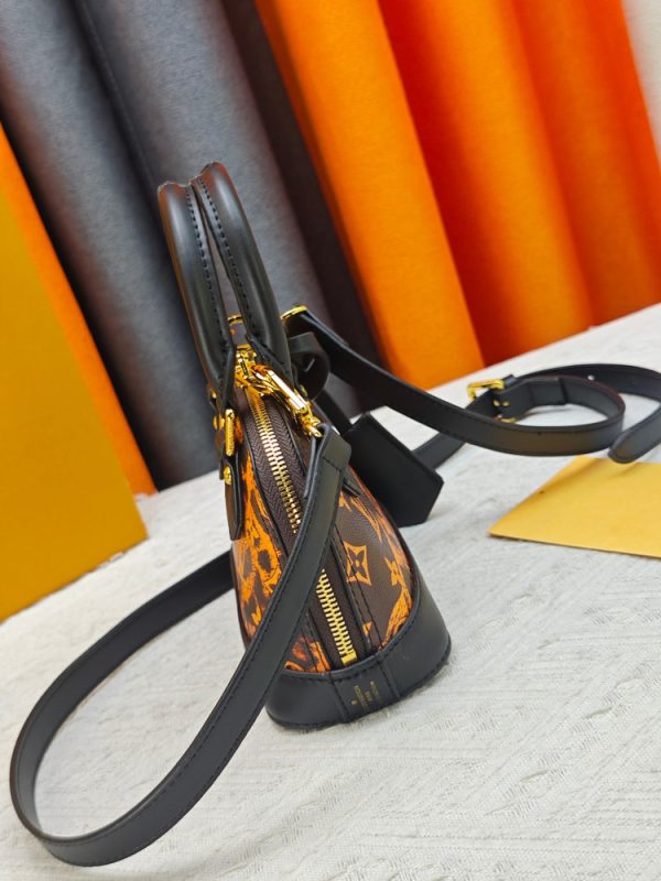 LV Alma Monogram Leopard Canvas Bag M28902-M53152 BC LV Alma Monogram Leopard Canvas Bag M28902-M53152 BC