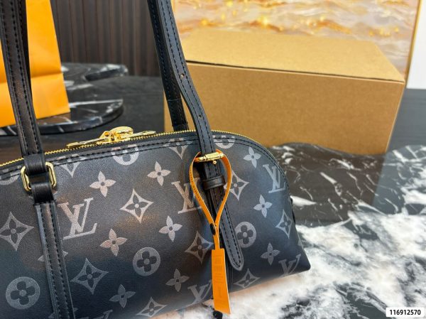 LV Squire East-West QA LV Squire East-West QA