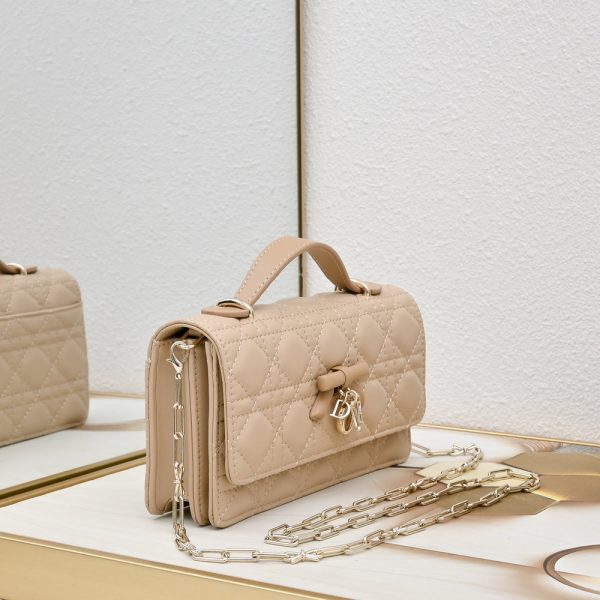 Luxury DO Handbag 0984 BC