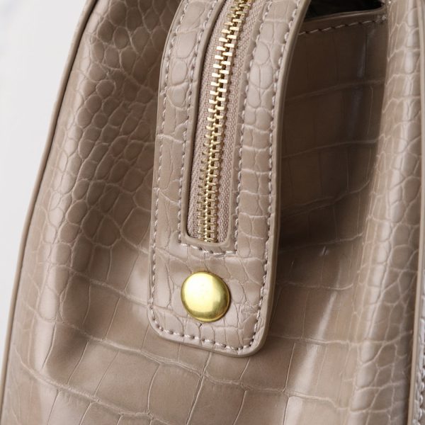 Luxury CN Handbag 2681 BC