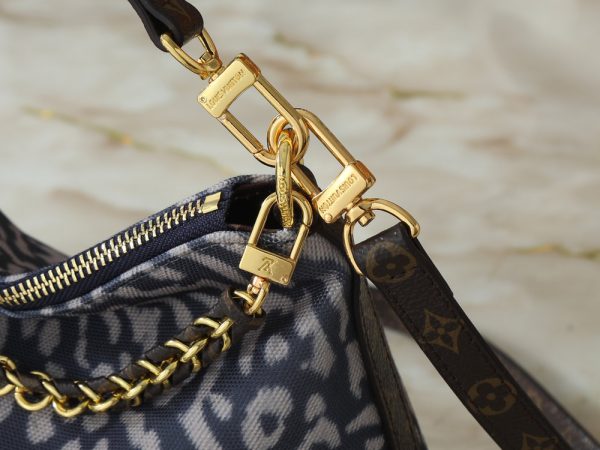 LV Multipass Mini Bag M3A389-M29010 BC LV Multipass Mini Bag M3A389-M29010 BC
