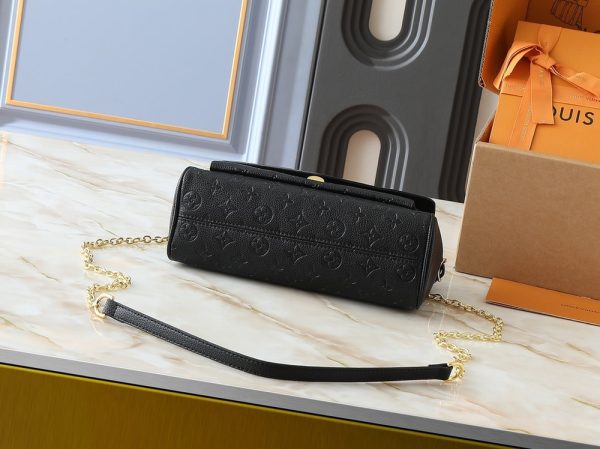 LV Anytime Flap Bag M14604-M14973 BC LV Anytime Flap Bag M14604-M14973 BC
