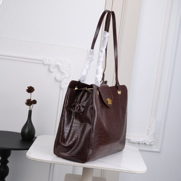 Luxury CN Handbag 2681 BC