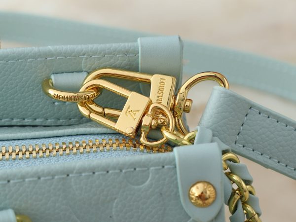 LV OnTheGo East West Bag M2A337-M14236-M46653 BC LV OnTheGo East West Bag M2A337-M14236-M46653 BC