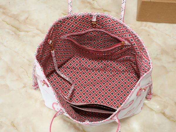 LV Neverfull MM Watercolor Monogram Canvas Bag M22980 BC