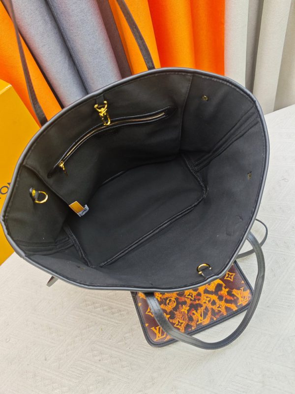 LV Neverfull MM Monogram Leopard Canvas Bag M40995 BC LV Neverfull MM Monogram Leopard Canvas Bag M40995 BC