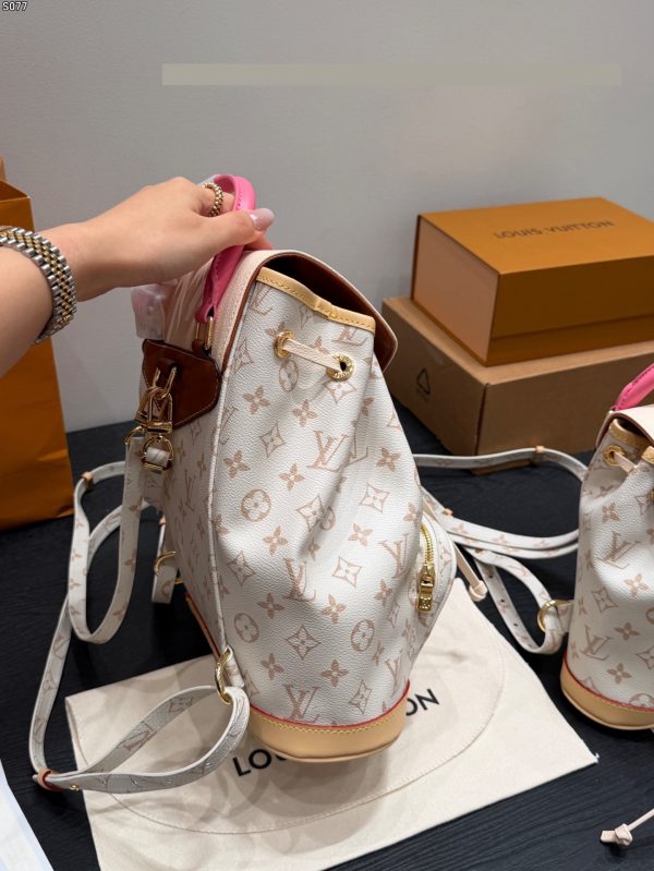 Daily Street Style LV Handbag LV2672910 QA