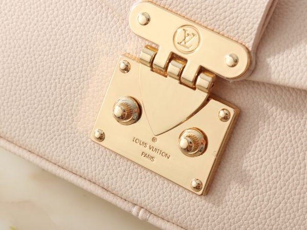 LV Trunkie East-West Almond Bag M29802-M14526 BC LV Trunkie East-West Almond Bag M29802-M14526 BC