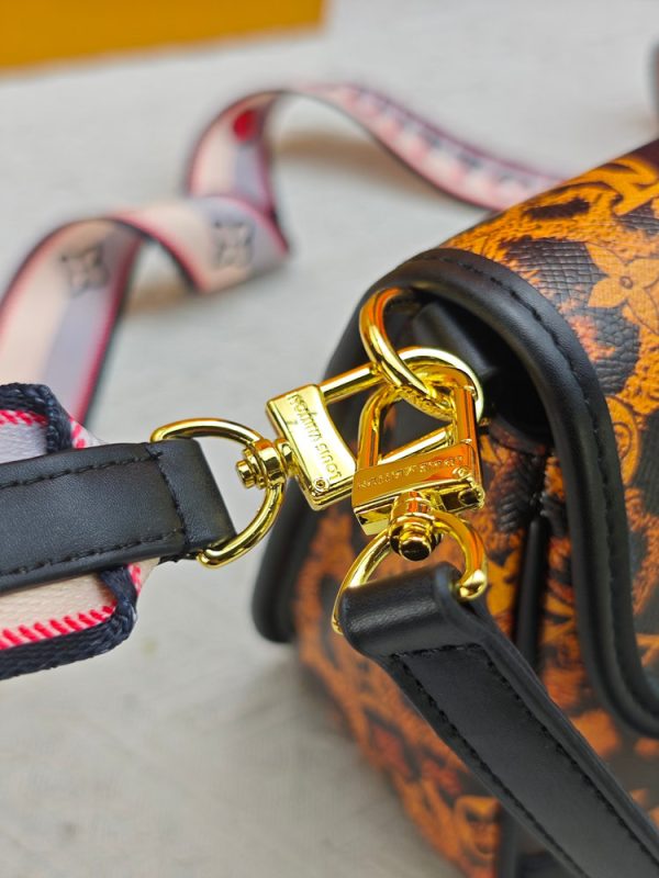 LV Diane Monogram Leopard Canvas Bag M45985 BC LV Diane Monogram Leopard Canvas Bag M45985 BC