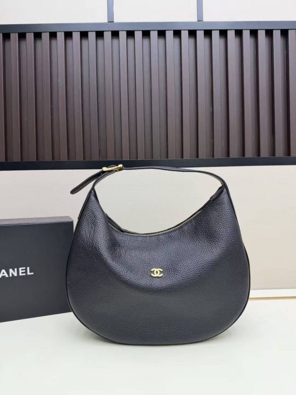 CN FW26 Pre-Collection Hobo Bag