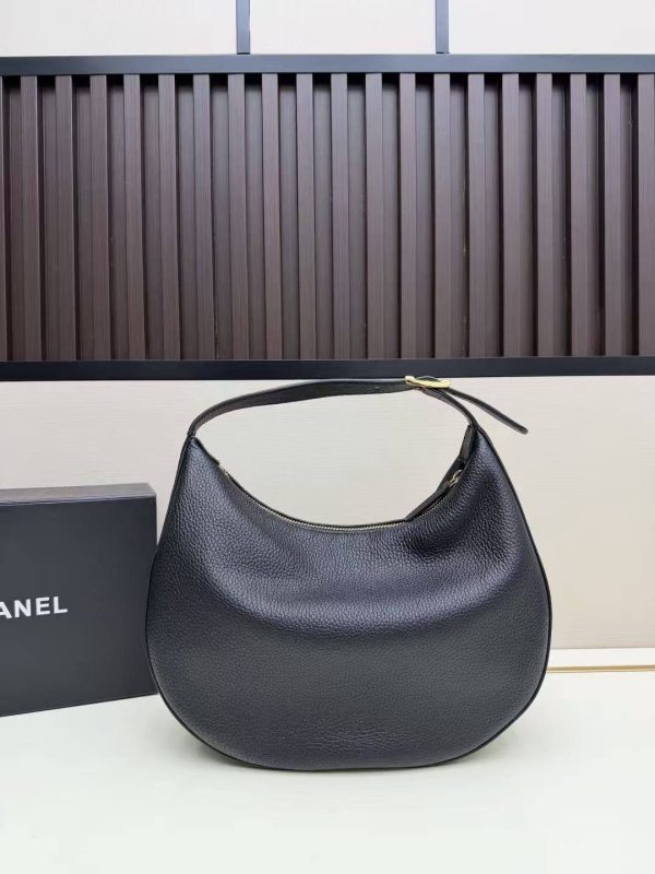 CN FW26 Pre-Collection Hobo Bag