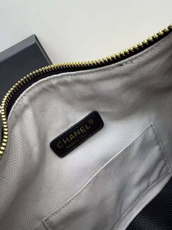 CN FW26 Pre-Collection Hobo Bag