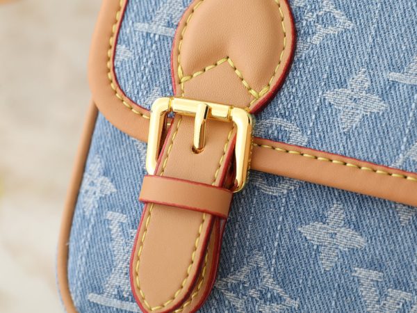 LV Satchel Wearable Wallet M26805-A2A647 BC
