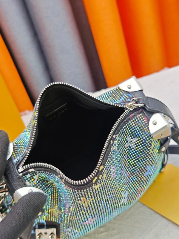 LV Side Trunk Rhinestone Monogram Bag M46907-M46358 BC LV Side Trunk Rhinestone Monogram Bag M46907-M46358 BC