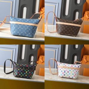 LV Cruiser Toiletry Bag M27945-M15350 BC