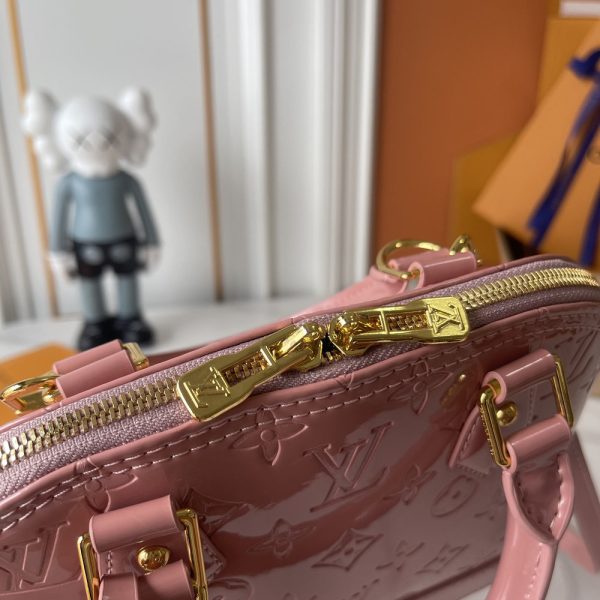 LV Vernis Alma BB Bag M28902-M29125 BC LV Vernis Alma BB Bag M28902-M29125 BC