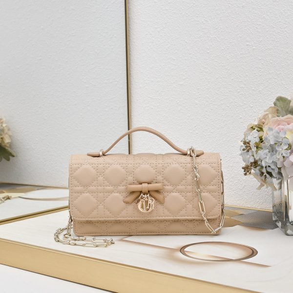 Luxury DO Handbag 0984 BC