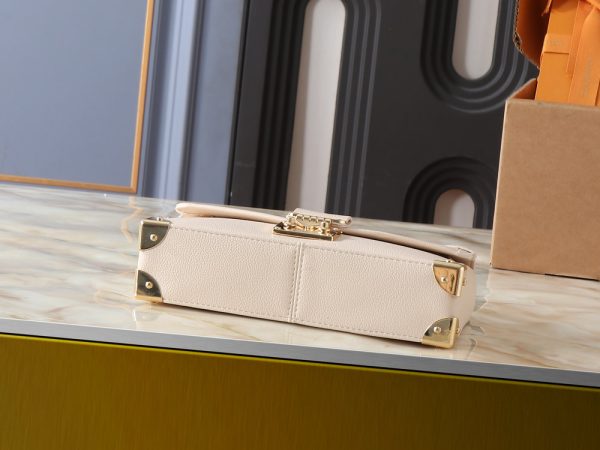 LV Trunkie East-West Almond Bag M29802-M14526 BC LV Trunkie East-West Almond Bag M29802-M14526 BC