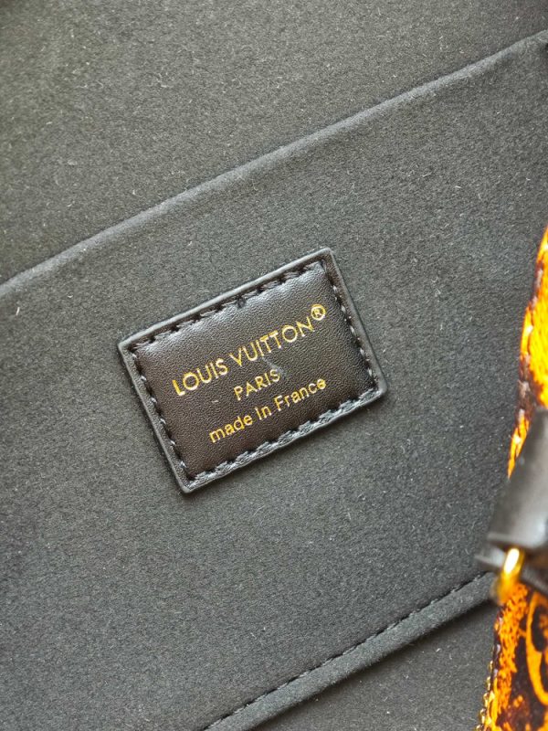 LV Speedy Bandoulière 20 Monogram Leopard Canvas Bag M58953 BC