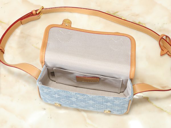 LV Satchel Wearable Wallet M26805-A2A647 BC