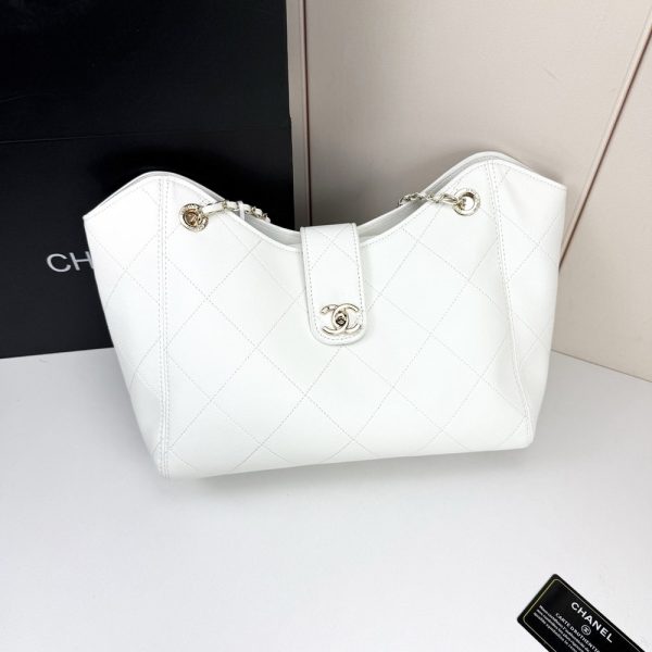 Luxury CN Handbag 6570 BC