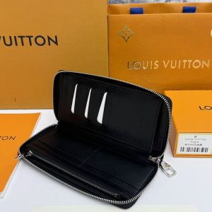 LV Zippy XL Wallet KK01650