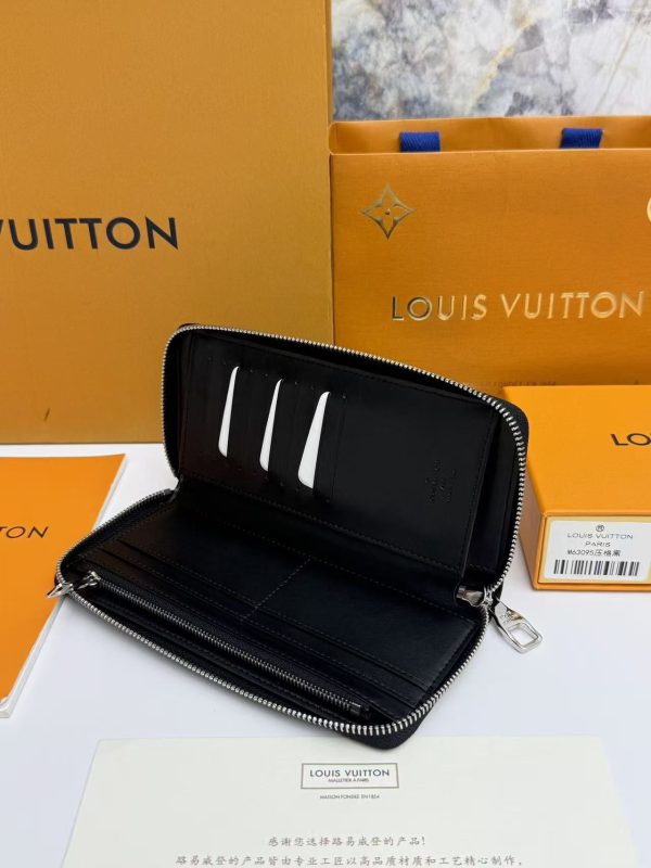 LV Zippy XL Wallet KK01650