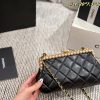 CN Pearl Clutch With Chain Metallic Black C2301250