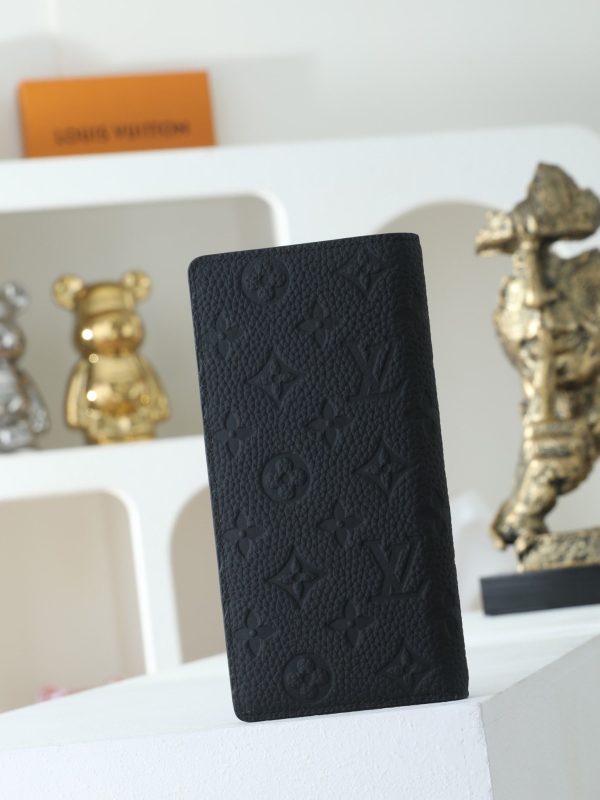 LV Brazza Wallet in Monogram Taurillon Leather KK01650