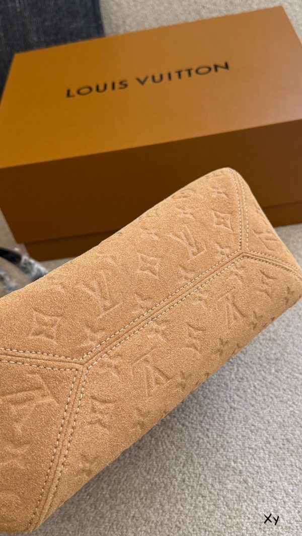 LV Back To School All In One LV26973 QA