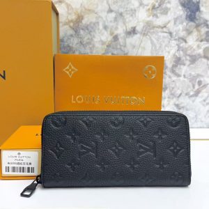 LV Black Embossed Monogram Leather Zippy Wallet KK01650